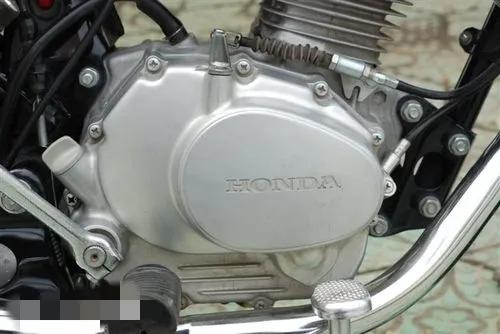 为什么都喜欢本田cg125老款摩托车,经典情怀cg125本田摩托车