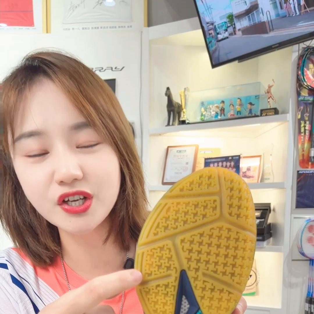 yonex什么羽毛球鞋最好,yonex羽毛球鞋如何选