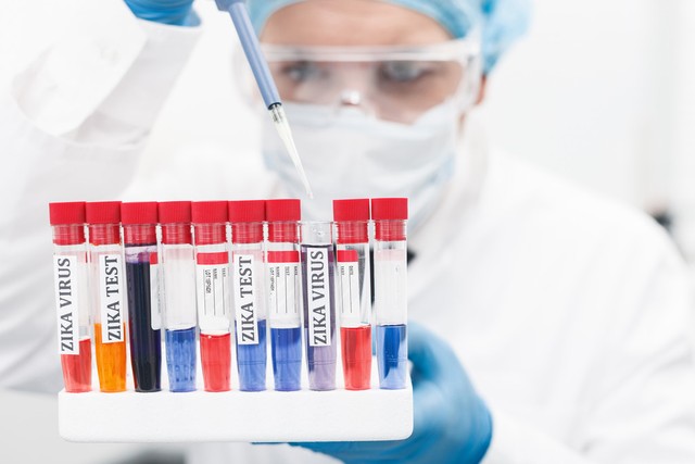 止血后怎么处理划破的伤口,止血棉在伤口里面怎么处理