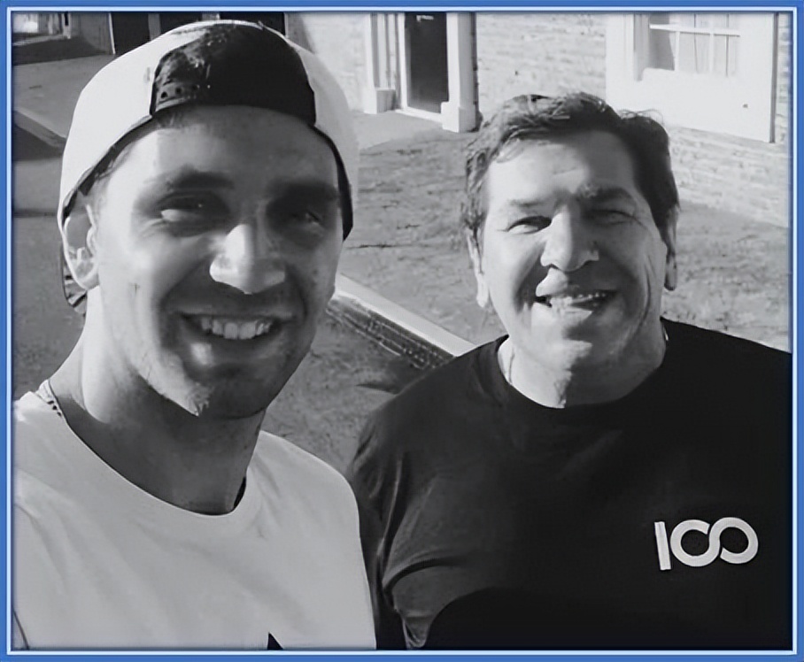 梅西与大力神杯擦肩而过,梅西背后的阿根廷