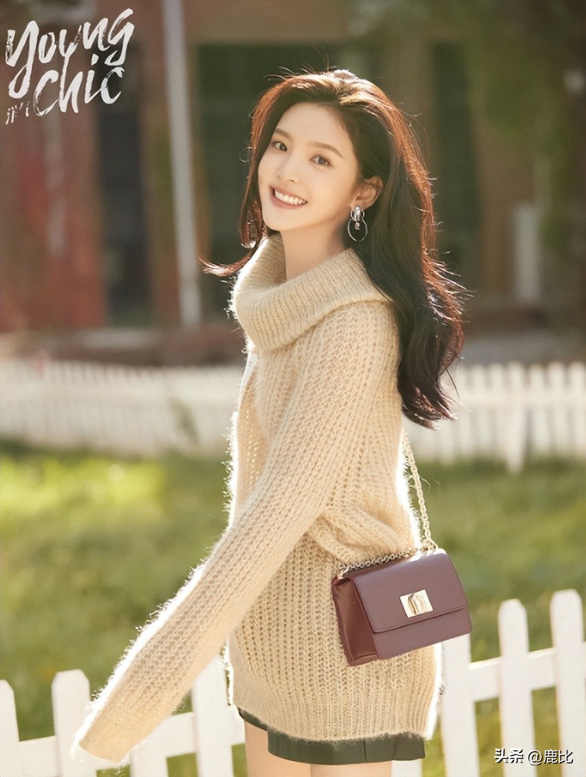 2000元至3000元的入门轻奢包 (一万左右适合夏天背的包)