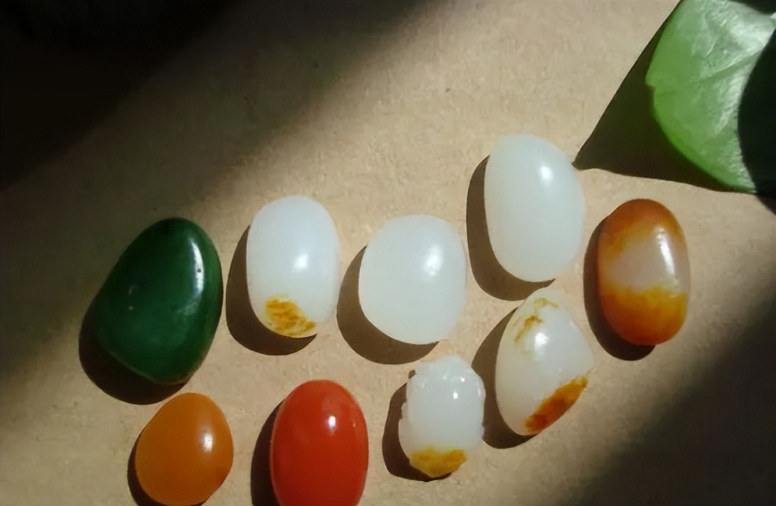 新疆和田玉和青海和田玉鉴别方法,怎么区分新疆和田玉和青海和田玉