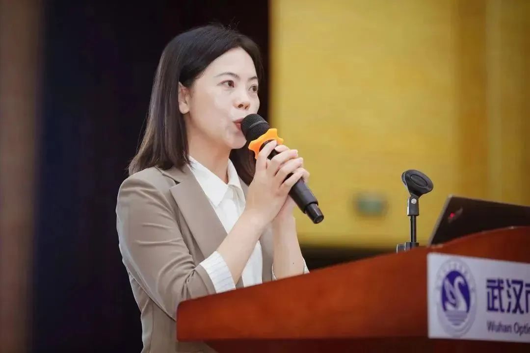 武汉首届智慧教育优秀教师,武汉东湖高新技术开发区新教师