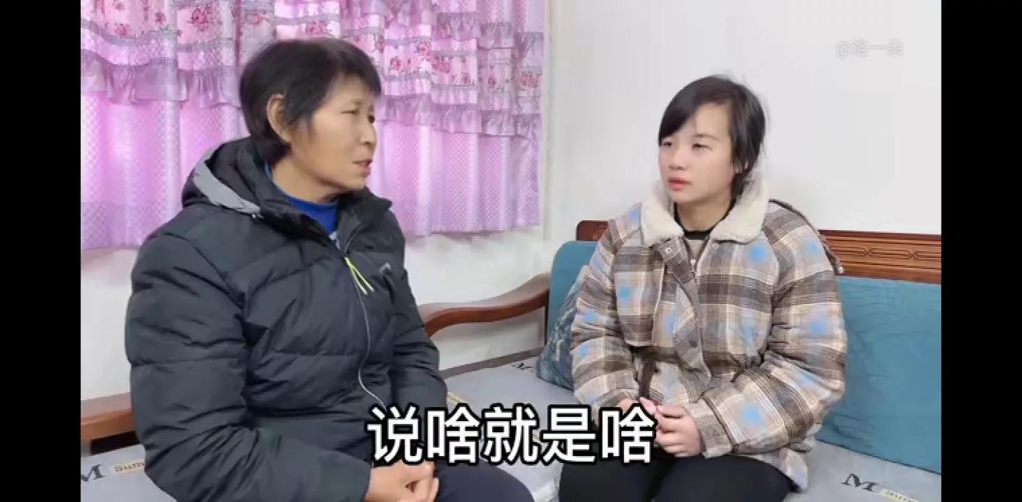 一朵家庭陷内战，万千友友被朵玩，实为视频留悬念，友友眼泪真贱