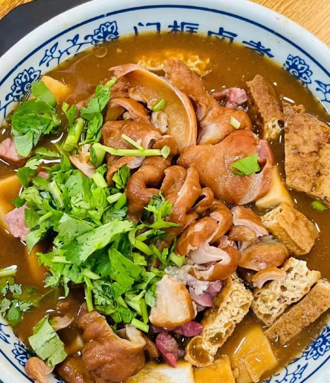 老北京人的最爱豆汁,老北京人最爱的卤煮店