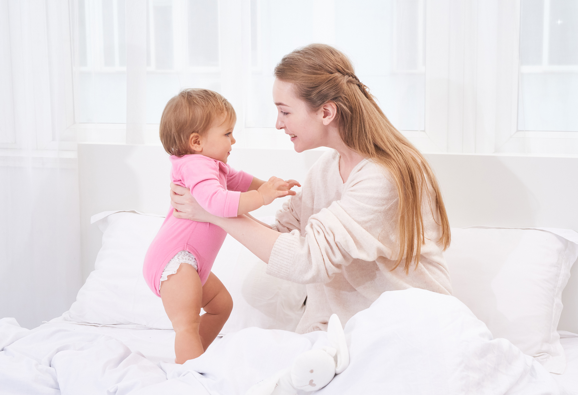 婴儿脐疝复位按摩技巧,怎么给婴儿按摩穴位