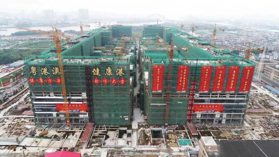 保利东郡一期110平米的户型,保利东郡一期是哪个园