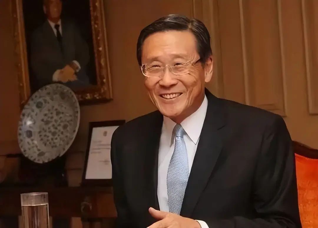 棣欐腐瀵岃豹420浜块仐浜х粰鐙瓙,棣欐腐缁ф壙鍗冧嚎瀹朵骇鐨勫瘜涓変唬