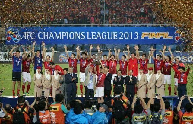 中国足球最后的巅峰广州恒大,恒大引领的金元足球