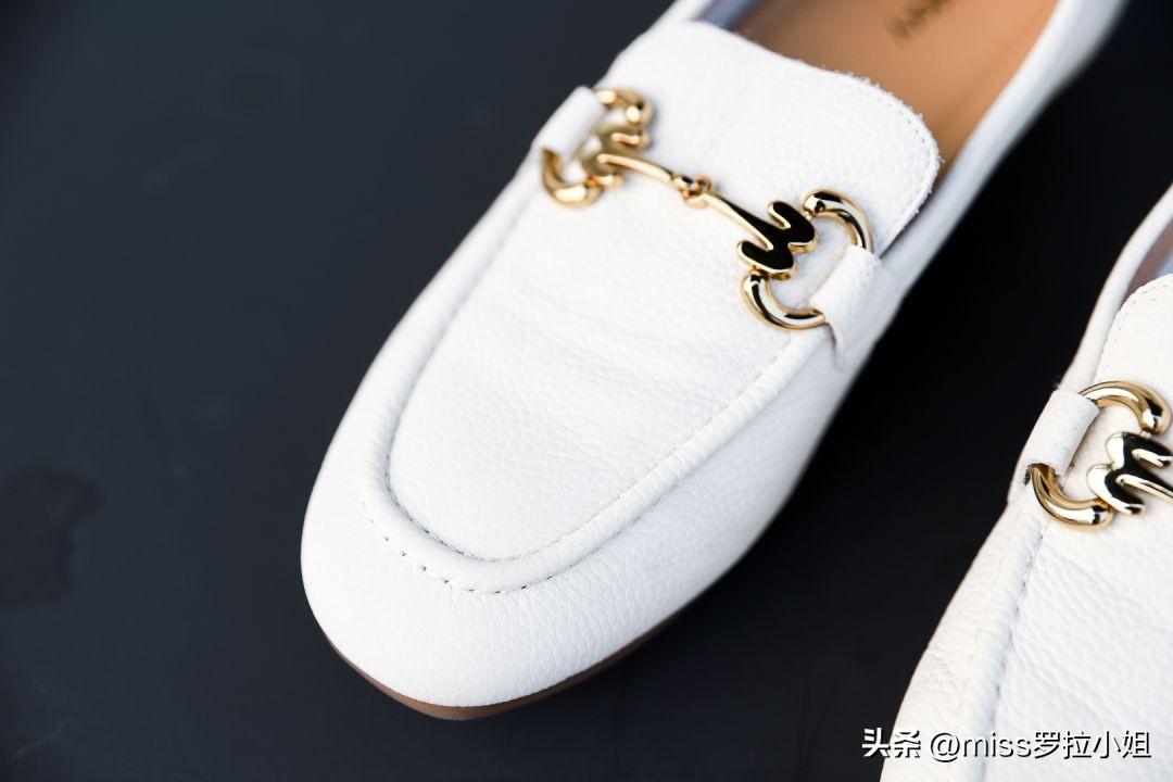 专柜的鞋子一般什么质量,一些正品的鞋子为什么便宜