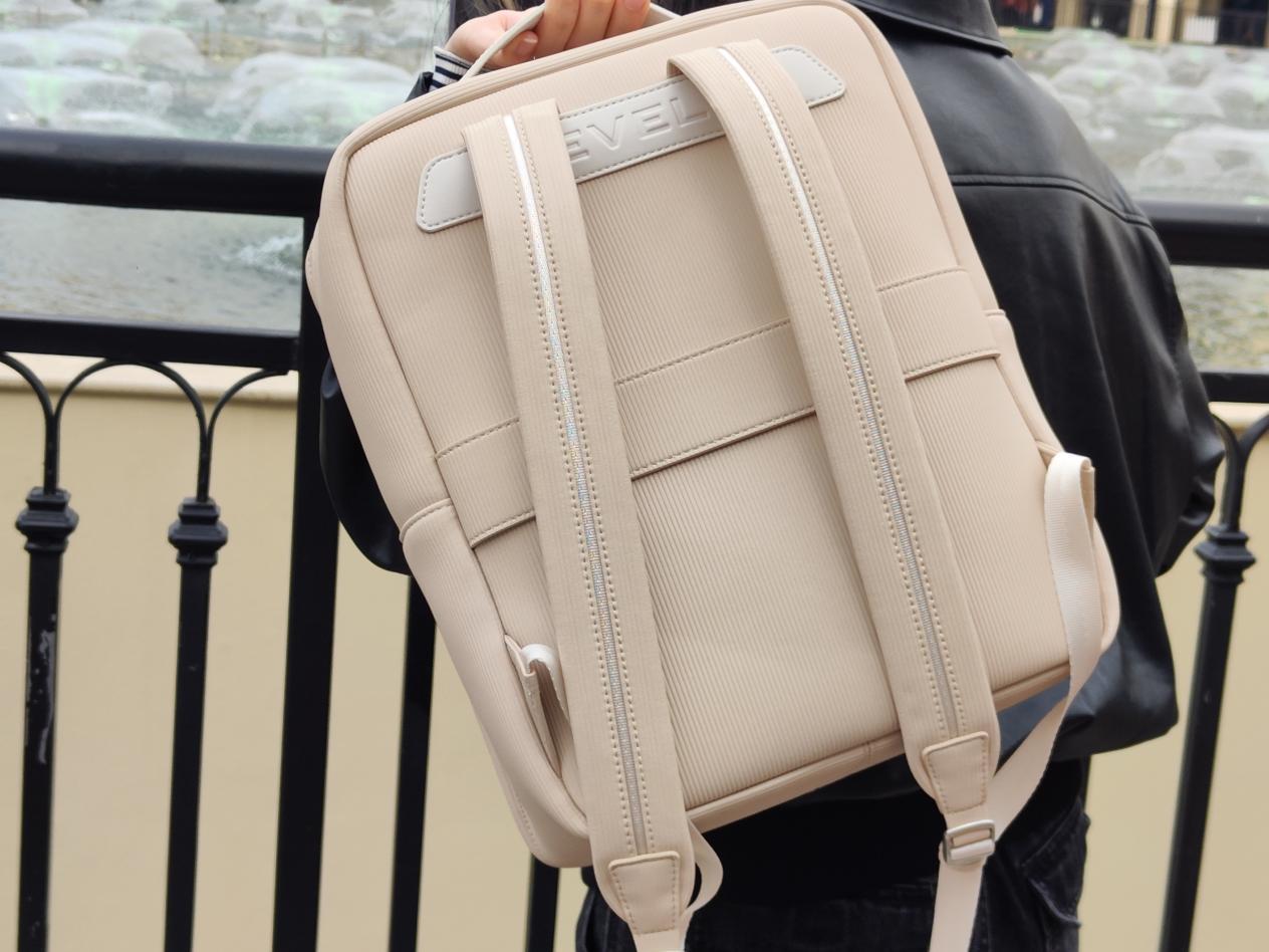背包女款电脑包2023新款正品,女士高档背包电脑包