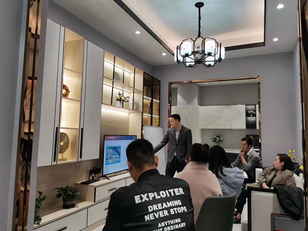 意大利高端品牌BLRI（宝莱）入驻科德贝尔广西分公司