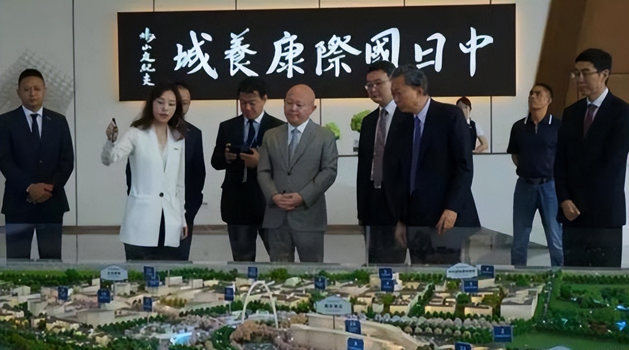 山东康养集团给日本人养老了吗 (日本老人到中国山东康养集团养老)