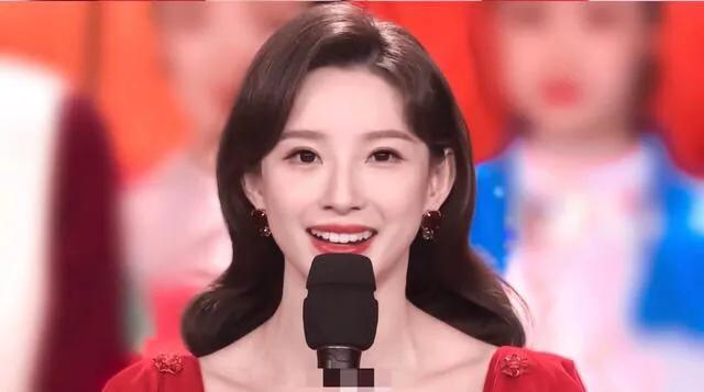 天下足球历届女主持人,天下足球女主持谁最好看