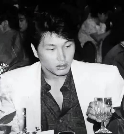 婚内出轨总统女婿，让财阀为她坐牢，做了20年*妇情**后真要上位了？