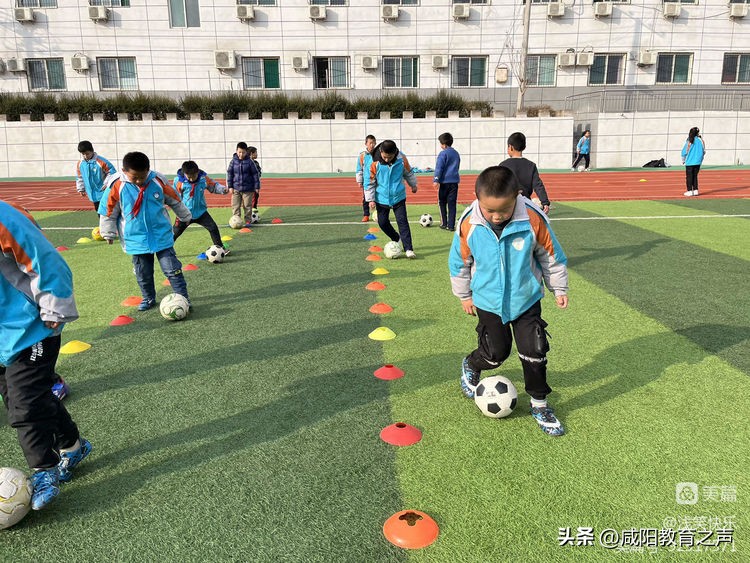 小学足球社团活动掠影,足球社团活动内容