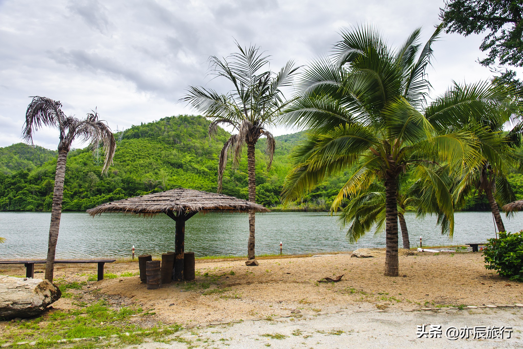海南冬天旅游十大必去景点,海南旅游最佳景点推荐自驾游