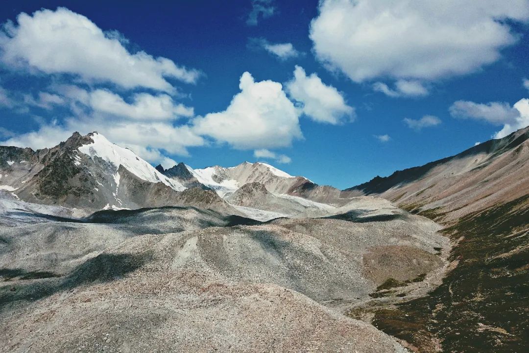 从伊犁出发的南北疆旅游攻略,火爆的新疆游