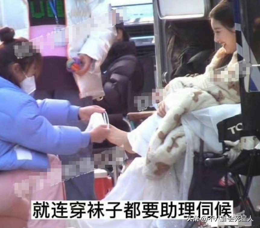 娱乐圈下跪事件,娱乐圈的真实拜高踩低