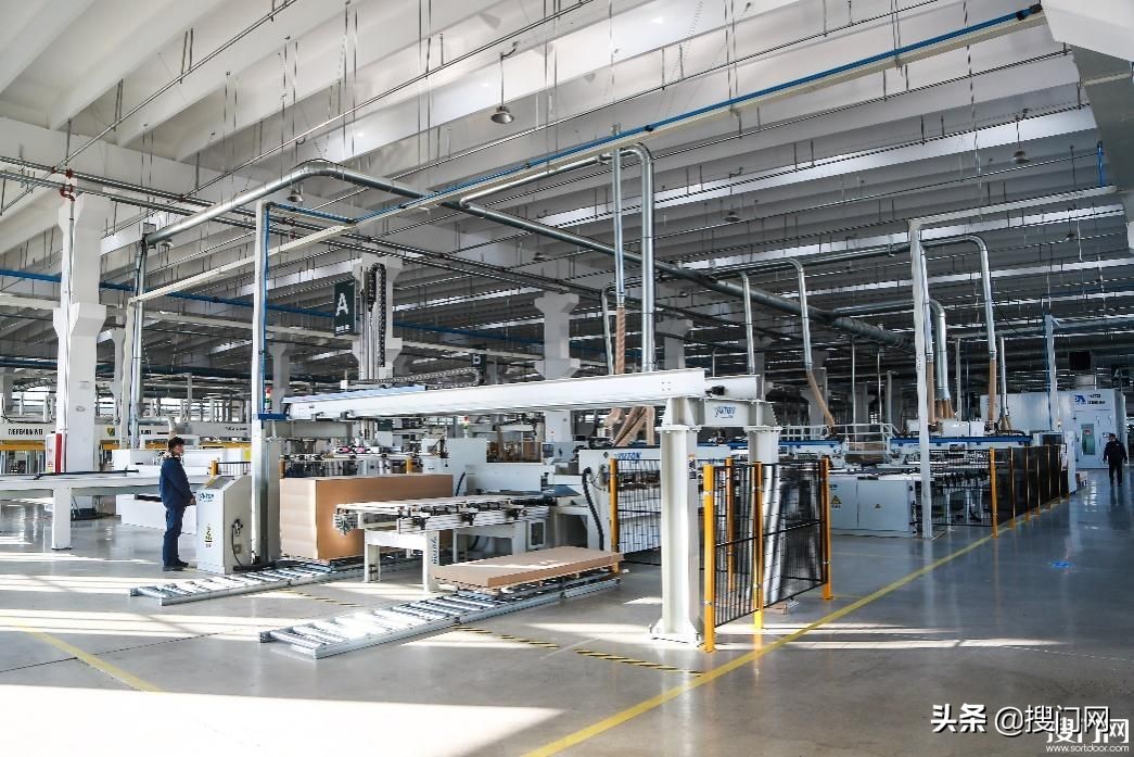 鲁班尚品木门,鲁班木门轻奢