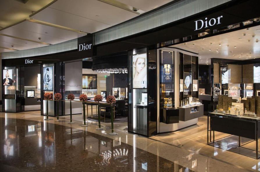 迪奥售劣质t恤被罚,迪奥因生产销售不合格产品被罚