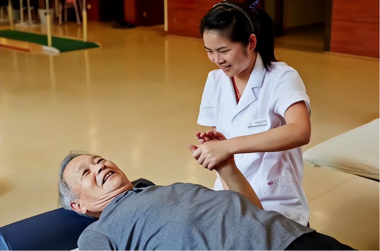 马云退休后定居在哪里,马云在东京的生活