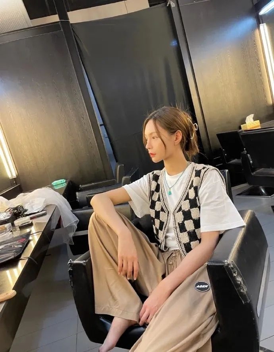 入秋穿搭牛仔马甲,适合秋日穿搭的马甲