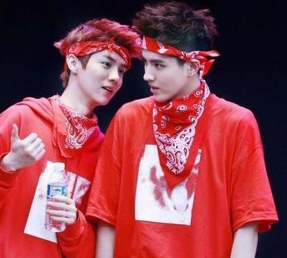 归国四子鹿晗关晓彤,鹿晗带关晓彤录五哈是哪一期