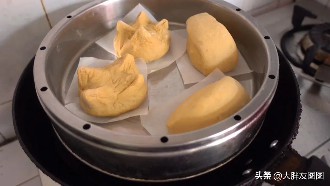 红糖馒头的最简单的做法,红糖馒头的最简单做法