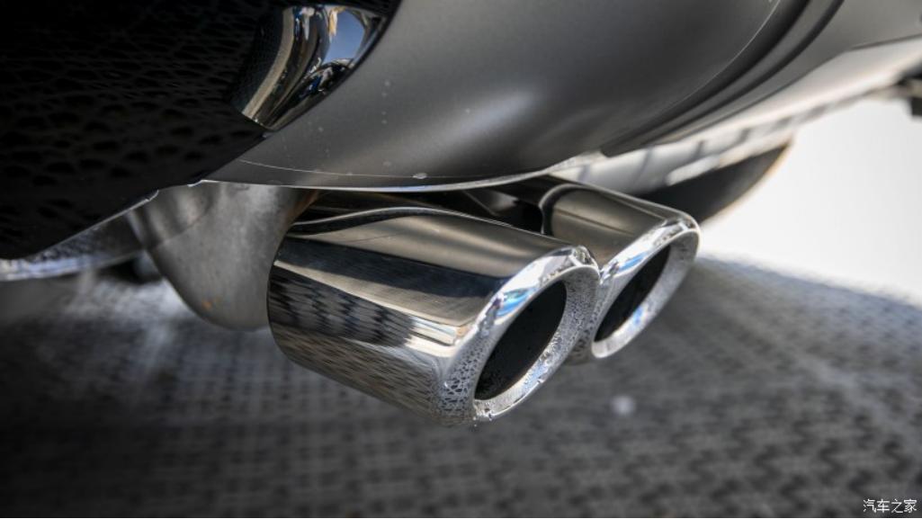 卫士110机械尾喉,路虎卫士110尾喉改装