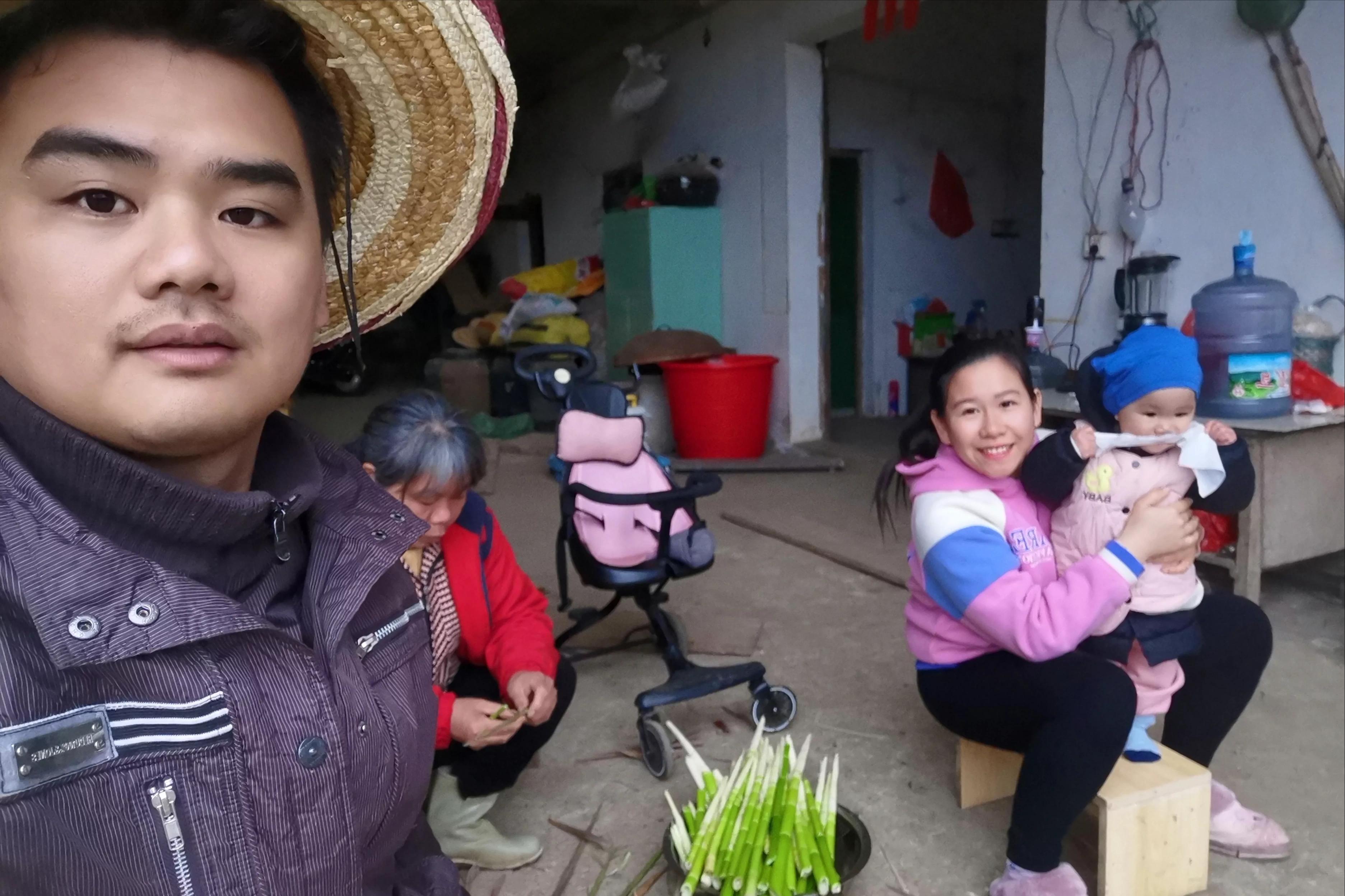 越南媳妇远嫁广西农村，丈夫没房没车没钱，丈母娘借钱还给买房