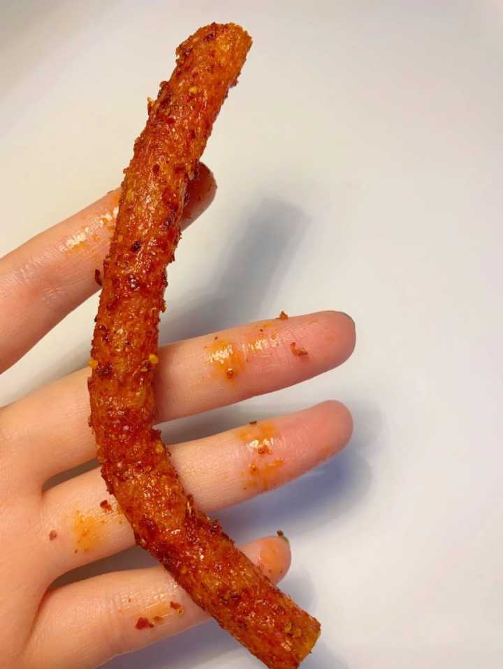 适合囤在宿舍的零食有哪些,学生党必备平价零食有哪些