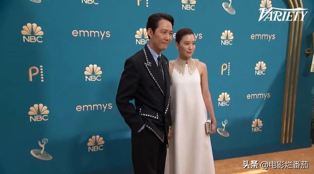 艾美奖红毯怪奇物语,艾美奖红毯走法