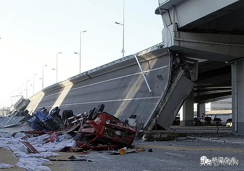 有关独柱墩倾覆问题的再思考