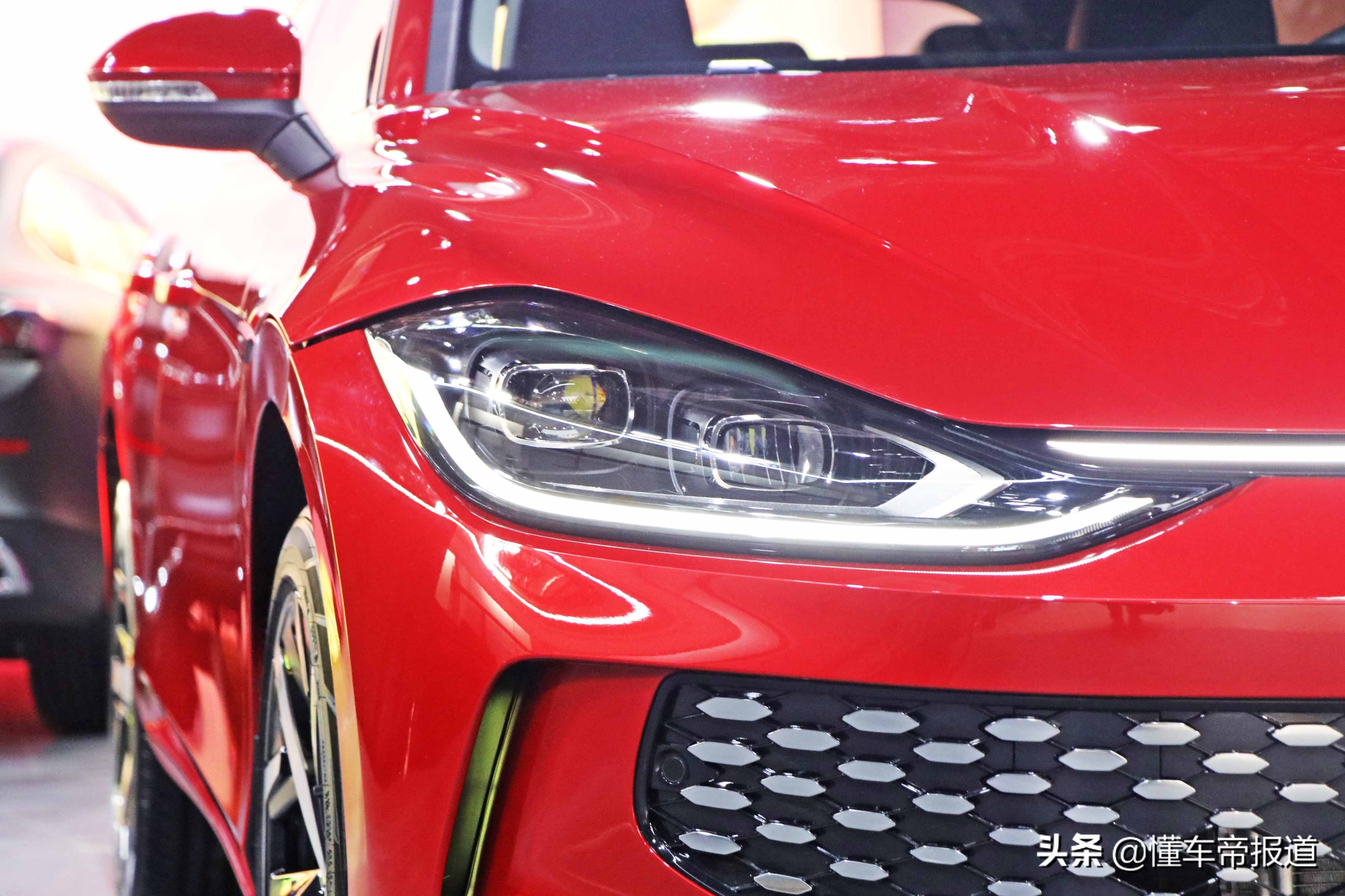 大众cc新款曝光,cc凌渡掀背式