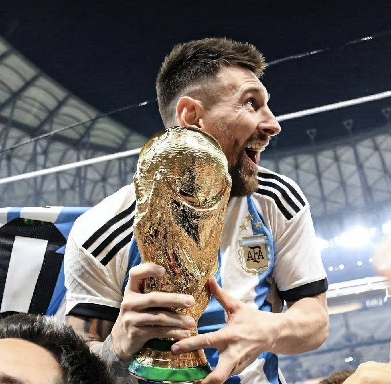 崔康熙和李铁谁是归化之父,中国足协有意崔康熙