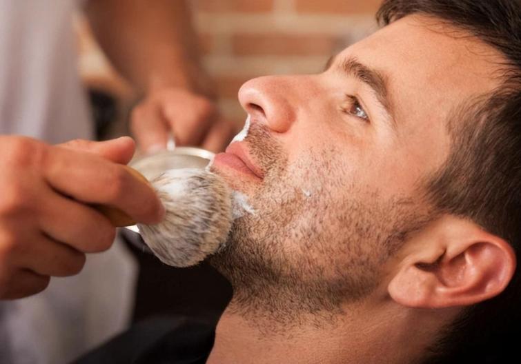 男人胡子长意味的什么,男人胡子长得快是什么病