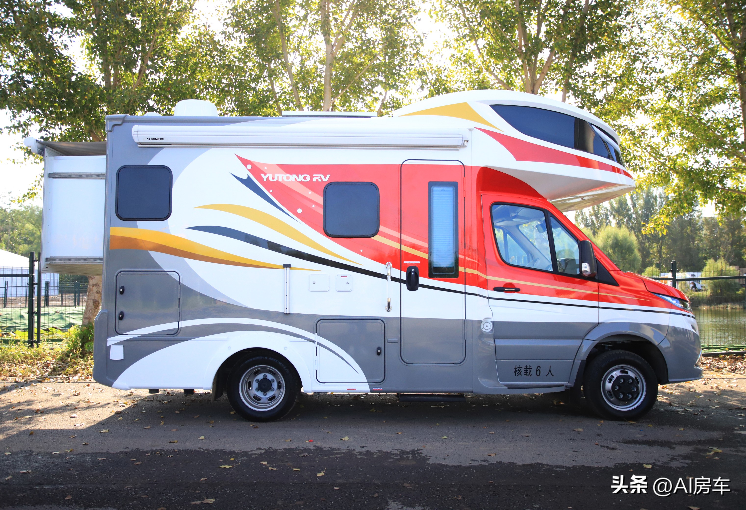 超豪华的房车图片大全,国产豪华房车内部图片