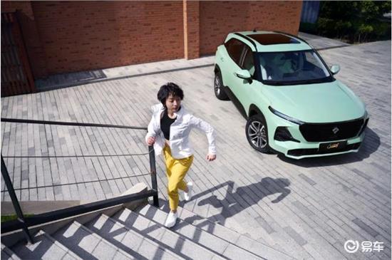 新宝骏rs-3空间,超运动小型suv