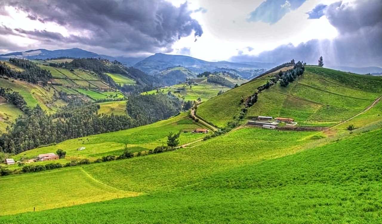 厄瓜多尔的血泪史,了解厄瓜多尔视频