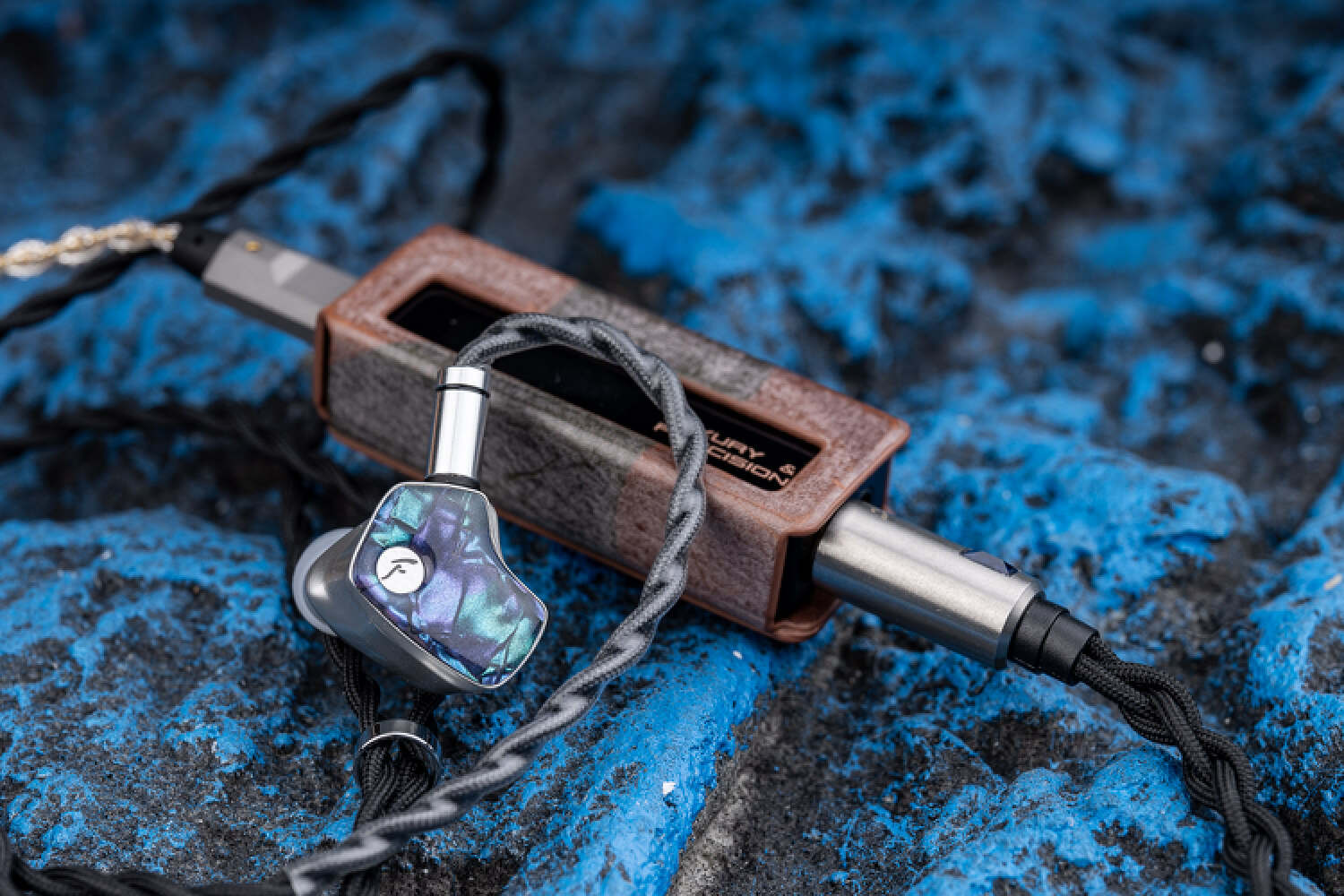 强劲新生力量——评析FonoReference1“蝴蝶圈”