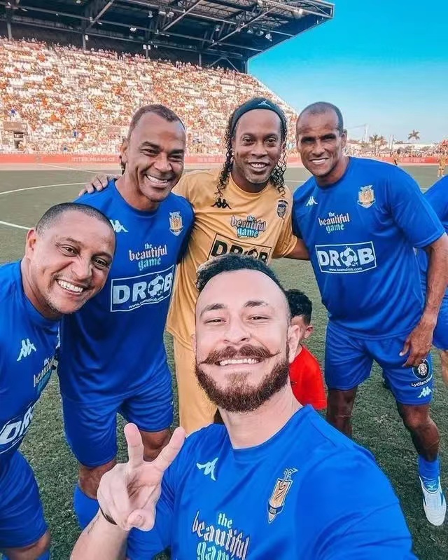 小罗如今现状,小罗退役20年视频