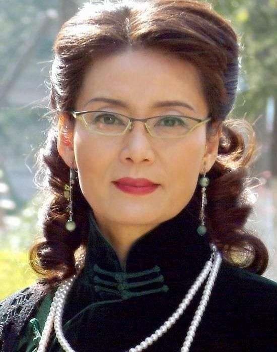 脸上有三个点的人,脸上有哪三个标志的人