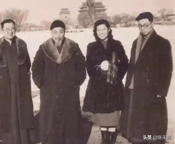 中书协原主席启功含泪书写的三幅挽联，与他平常作品有何不同？