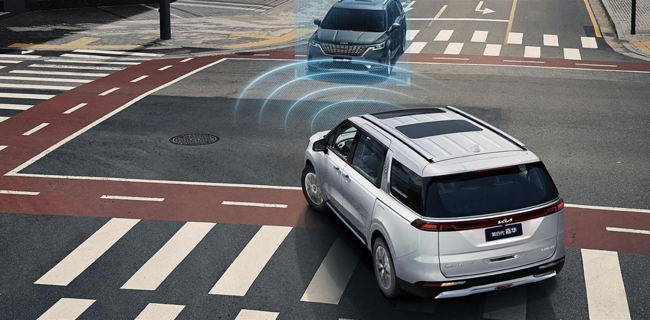 全新起亚嘉华实车很有商务风格,全新款起亚嘉华mpv版