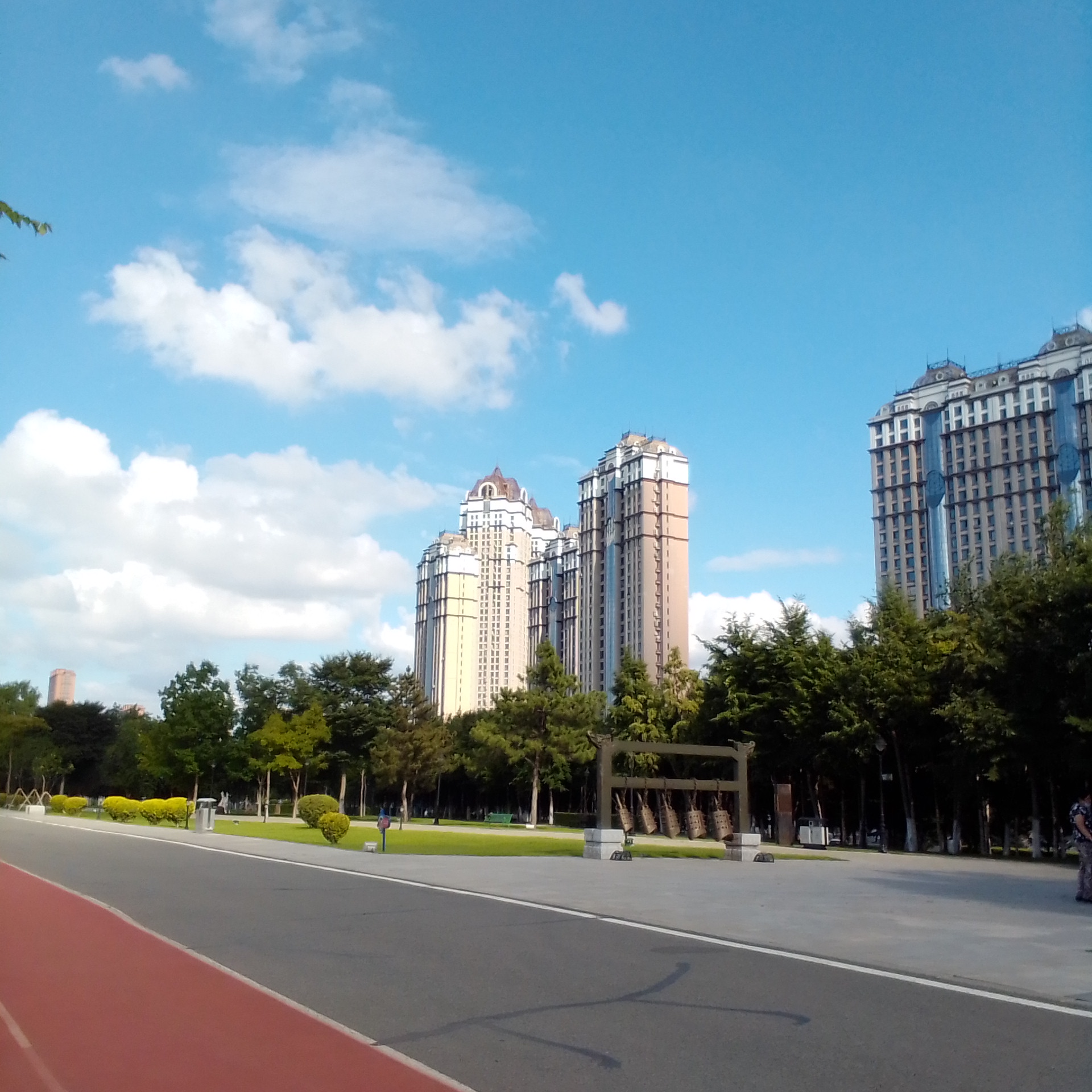 支持微信与小爱同学，帮你给娃布置任务的小寻儿童智能手表体验