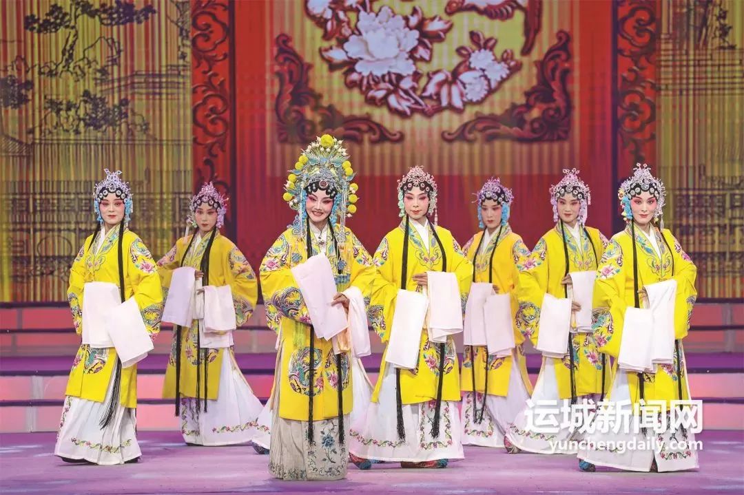 拜关公去关帝庙还是家庙,拜关公需要哪个方向都拜一下吗