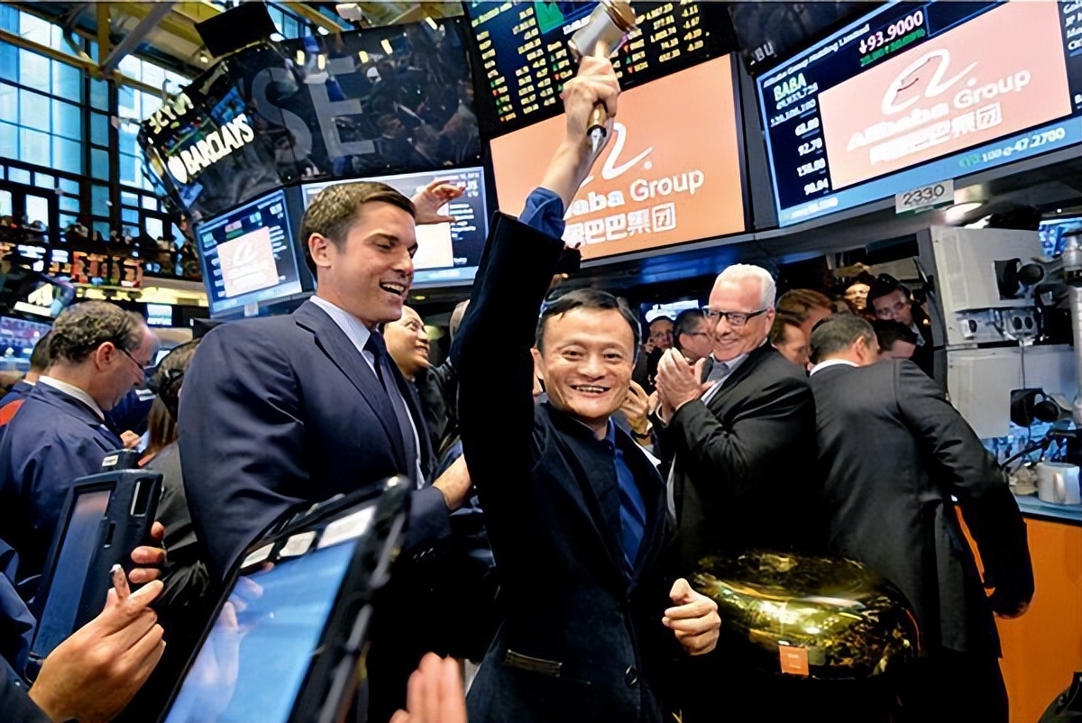 马云名垂青史,大义企业家马云