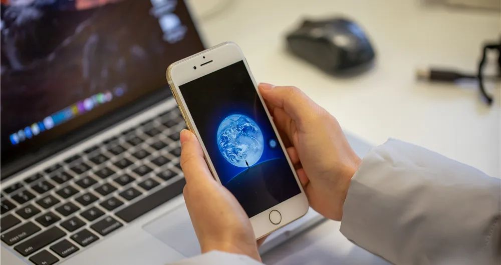 家长群乱象如何解决,家长群频频引发争议该不该组建