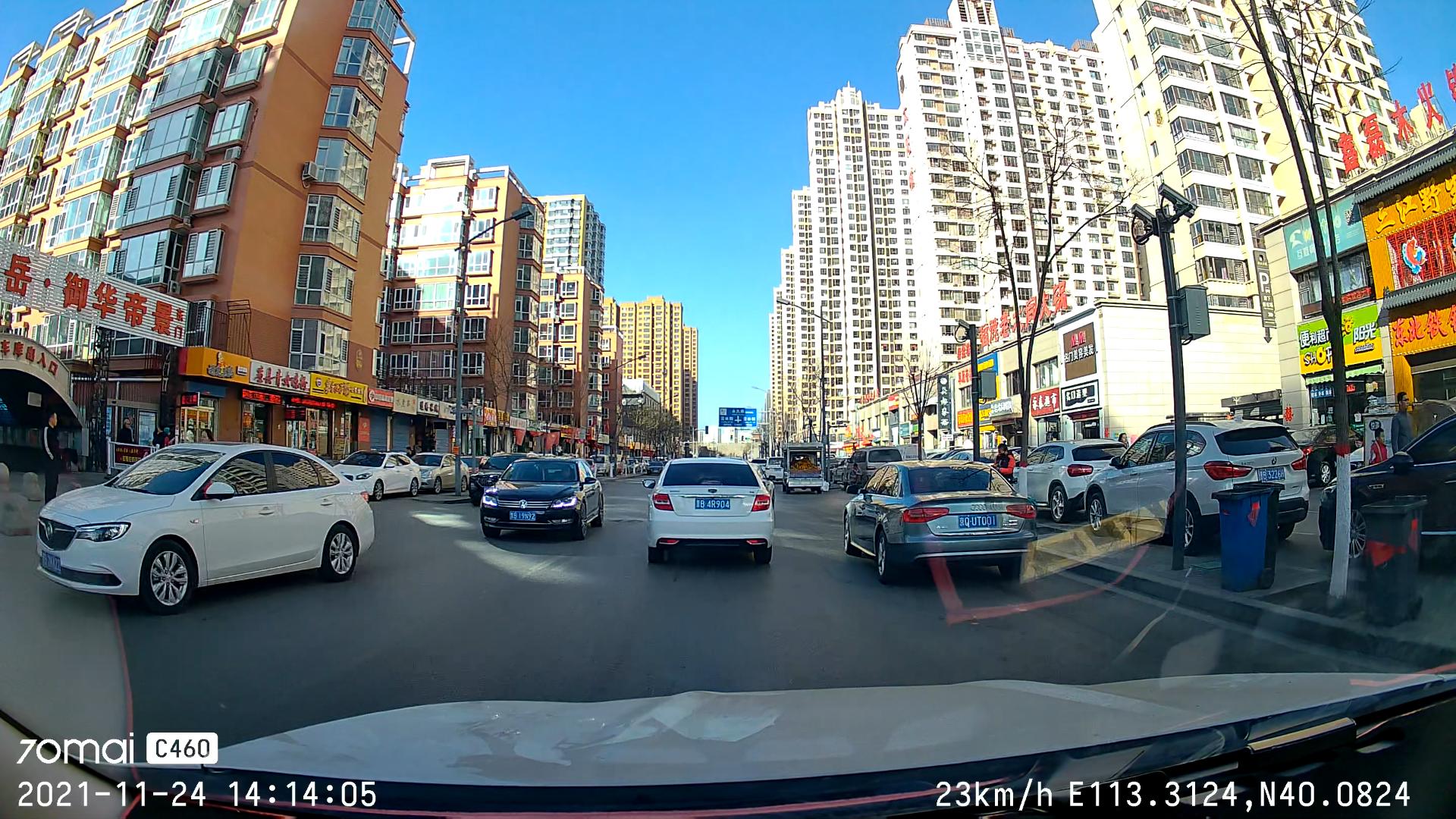 出乎意料！原来行车记录仪一直都装错了，老司机安装70迈聊聊真相